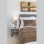 Elegant Art Deco With Balcony Apartamento Split